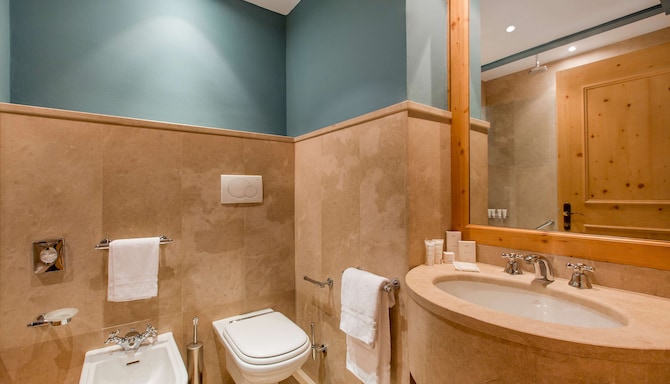 Radisson Residences Savoia Palace Cortina d'Ampezzo - Two Bedroom Apartment