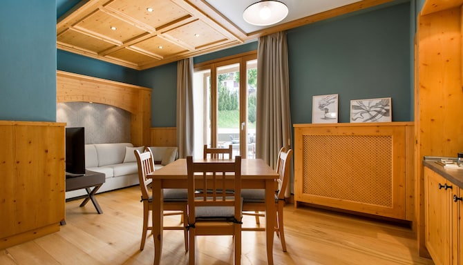 Radisson Residences Savoia Palace Cortina d'Ampezzo - Apartment Bilo