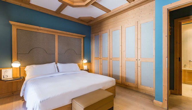 Radisson Residences Savoia Palace Cortina d'Ampezzo - Suite