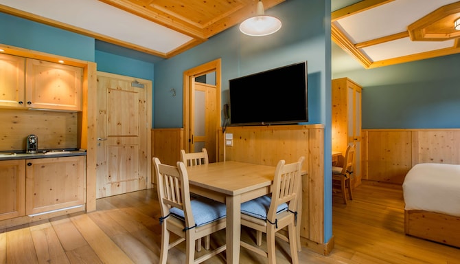 Radisson Residences Savoia Palace Cortina d'Ampezzo - Suite