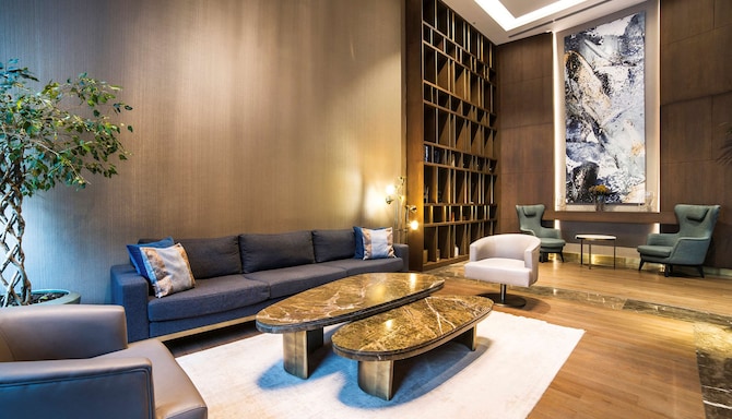 Radisson Residences, Vadistanbul - Lobby