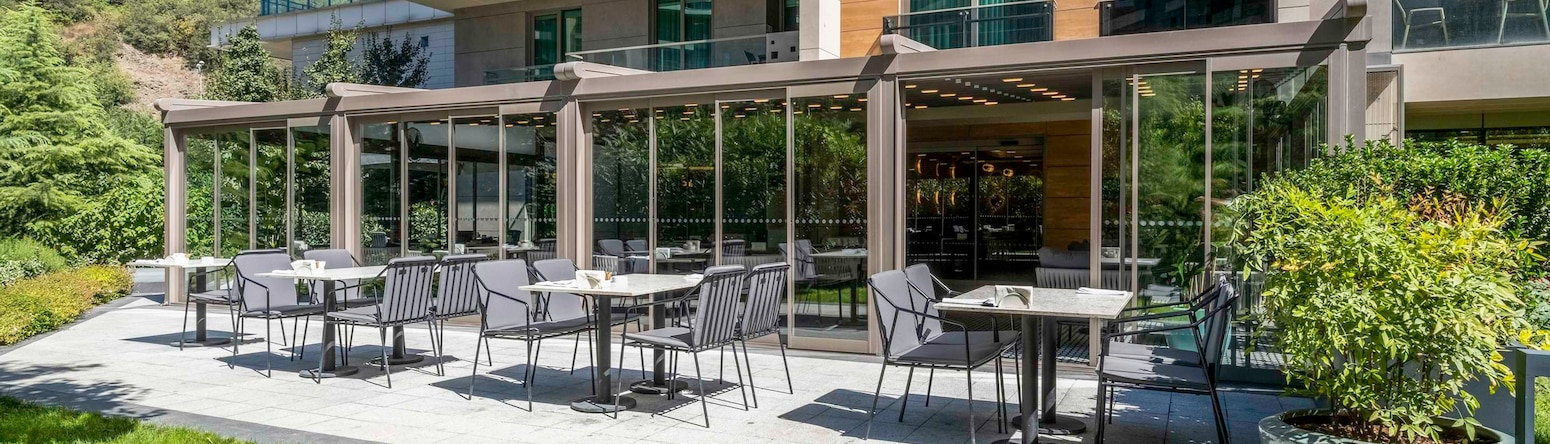 Radisson Residences Vadistanbul - Breakfast Area