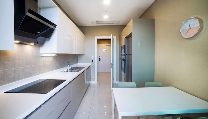 Radisson Residences Vadistanbul - Penthouse kitchen