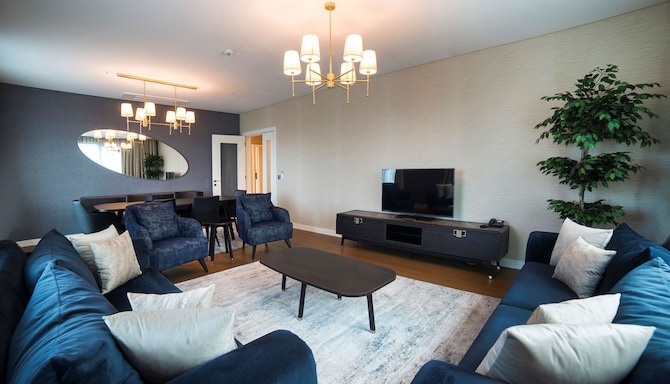 Radisson Residences Vadistanbul - Apartment living room