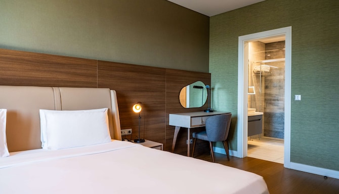 Radisson Residences Vadistanbul - Apartment bedroom