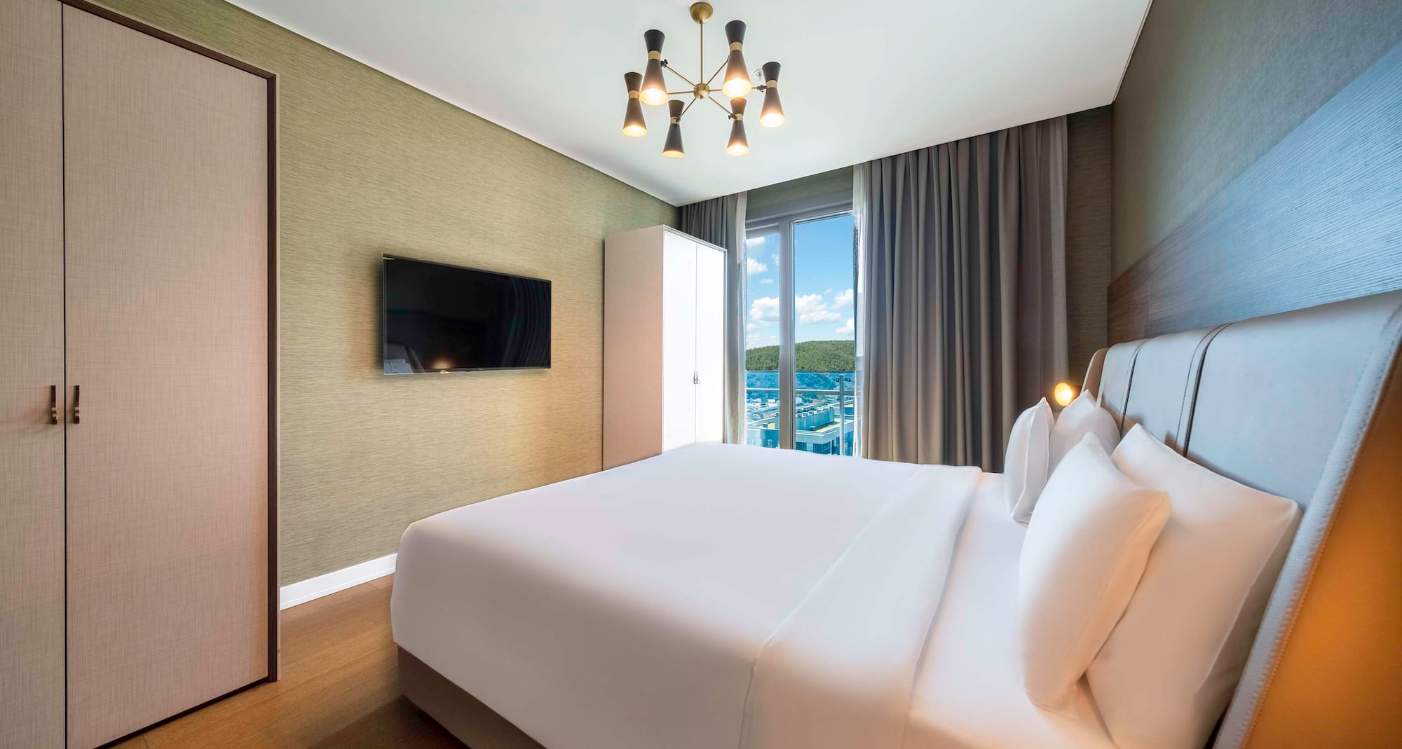 Radisson Residences Vadistanbul - Apartment bedroom