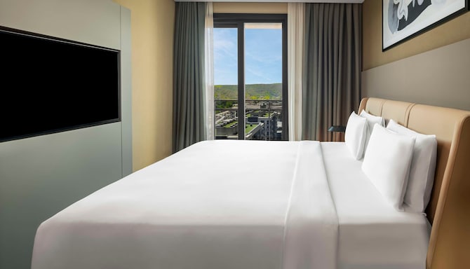 Radisson Residences Vadistanbul - Penthouse bedroom