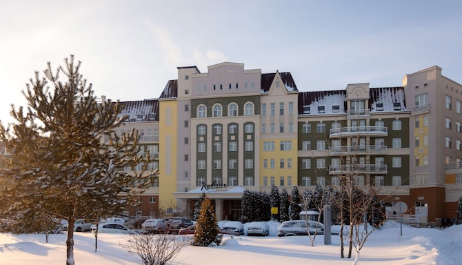 Radisson Residences, Zavidovo - Winter exterior residences