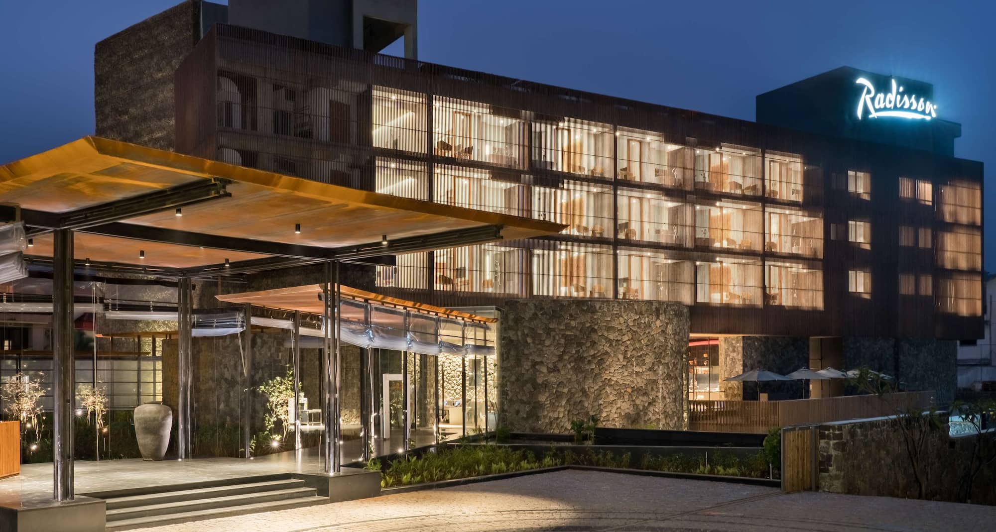 Radisson Resort and Spa Lonavala - Facade