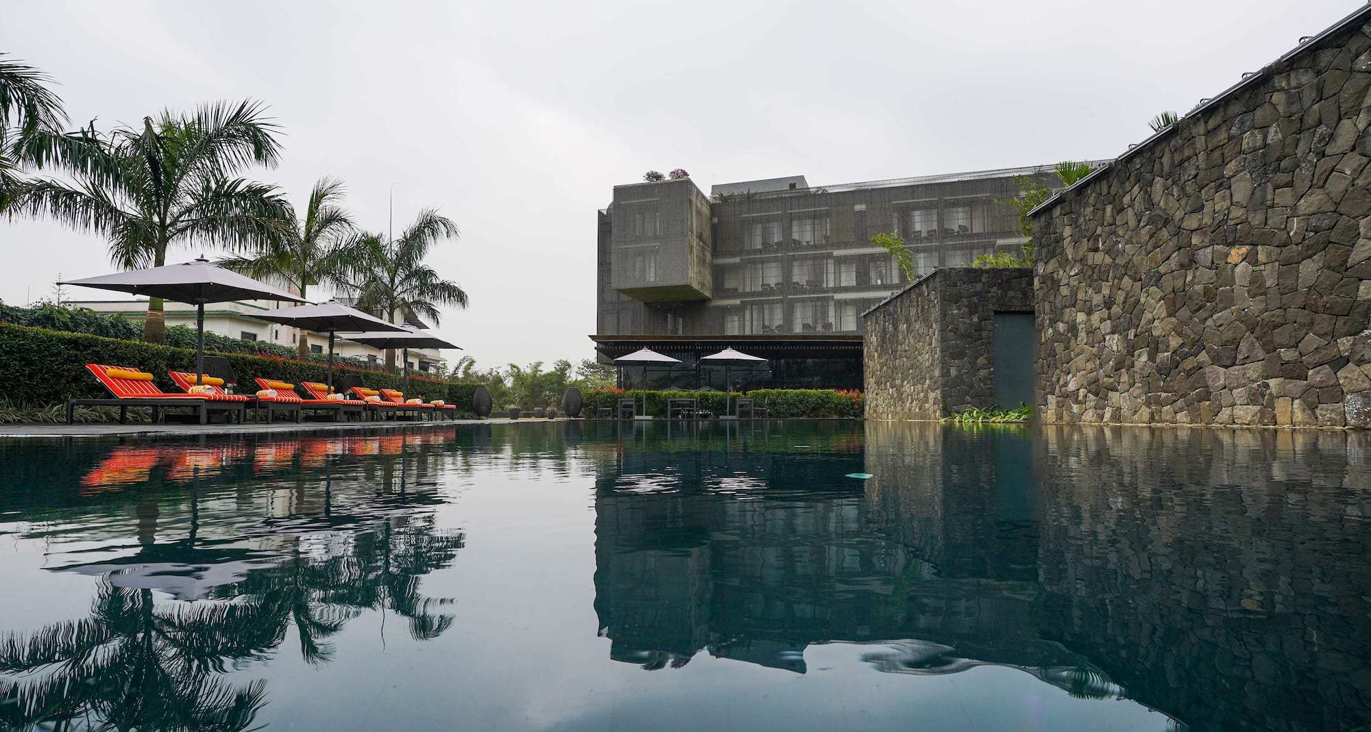Radisson Resort and Spa Lonavala - Swimming pool