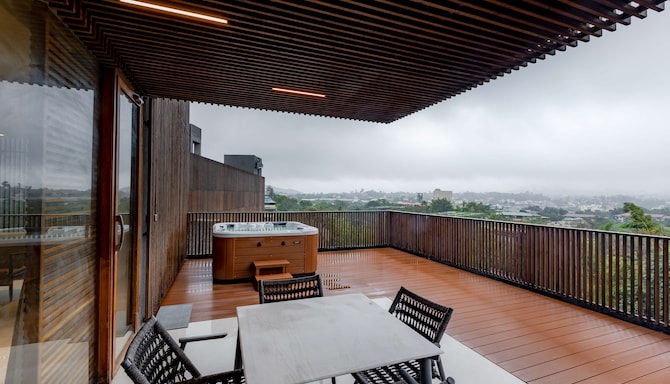 Radisson Resort and Spa Lonavala - The Samrat Presidential Suite terrace