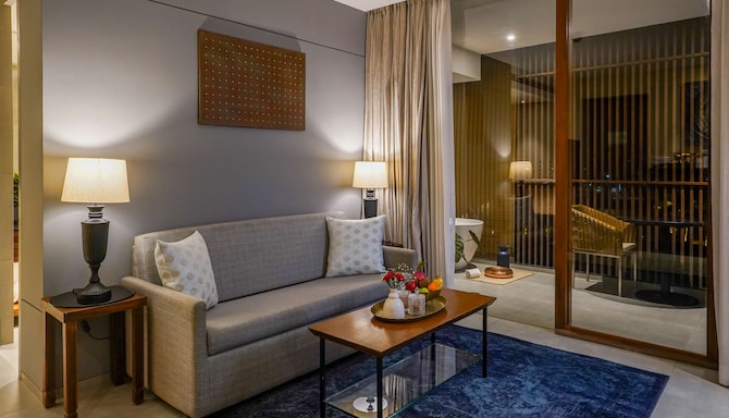 Radisson Resort and Spa Lonavala - Junior Suite balcony