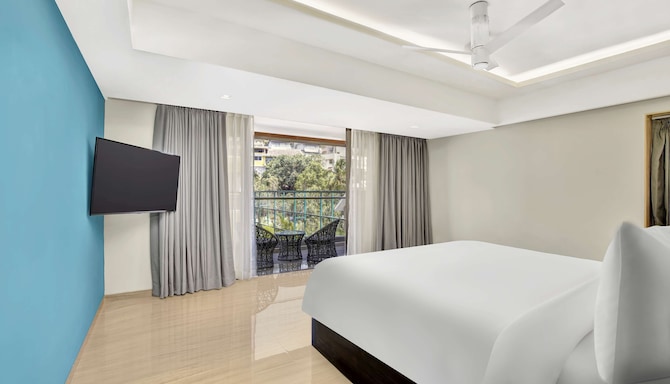 Radisson Hotel Goa Baga - Junior Suite