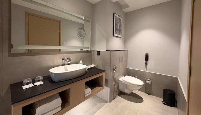Radisson Resort Hatgad Saputara - Executive Room