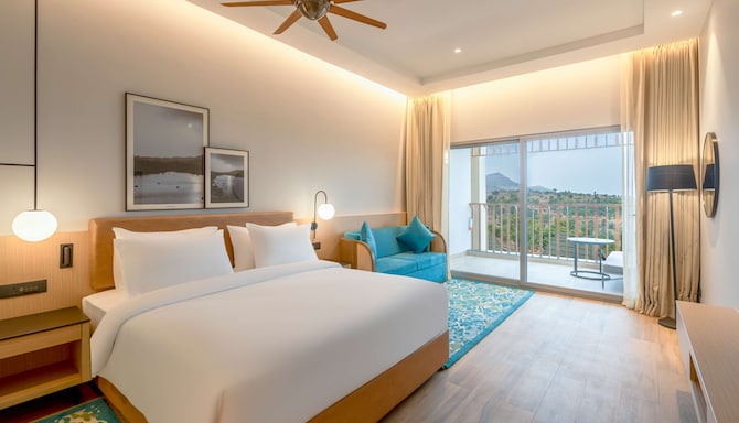 Radisson Resort Hatgad Saputara - Executive Suite