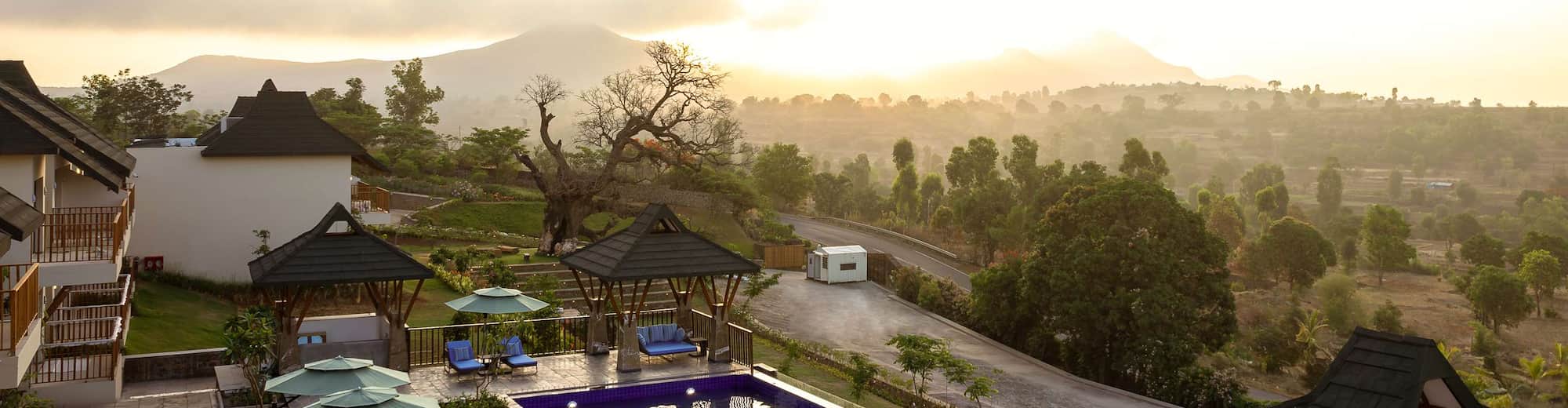 Radisson Resort Hatgad Saputara - Pool