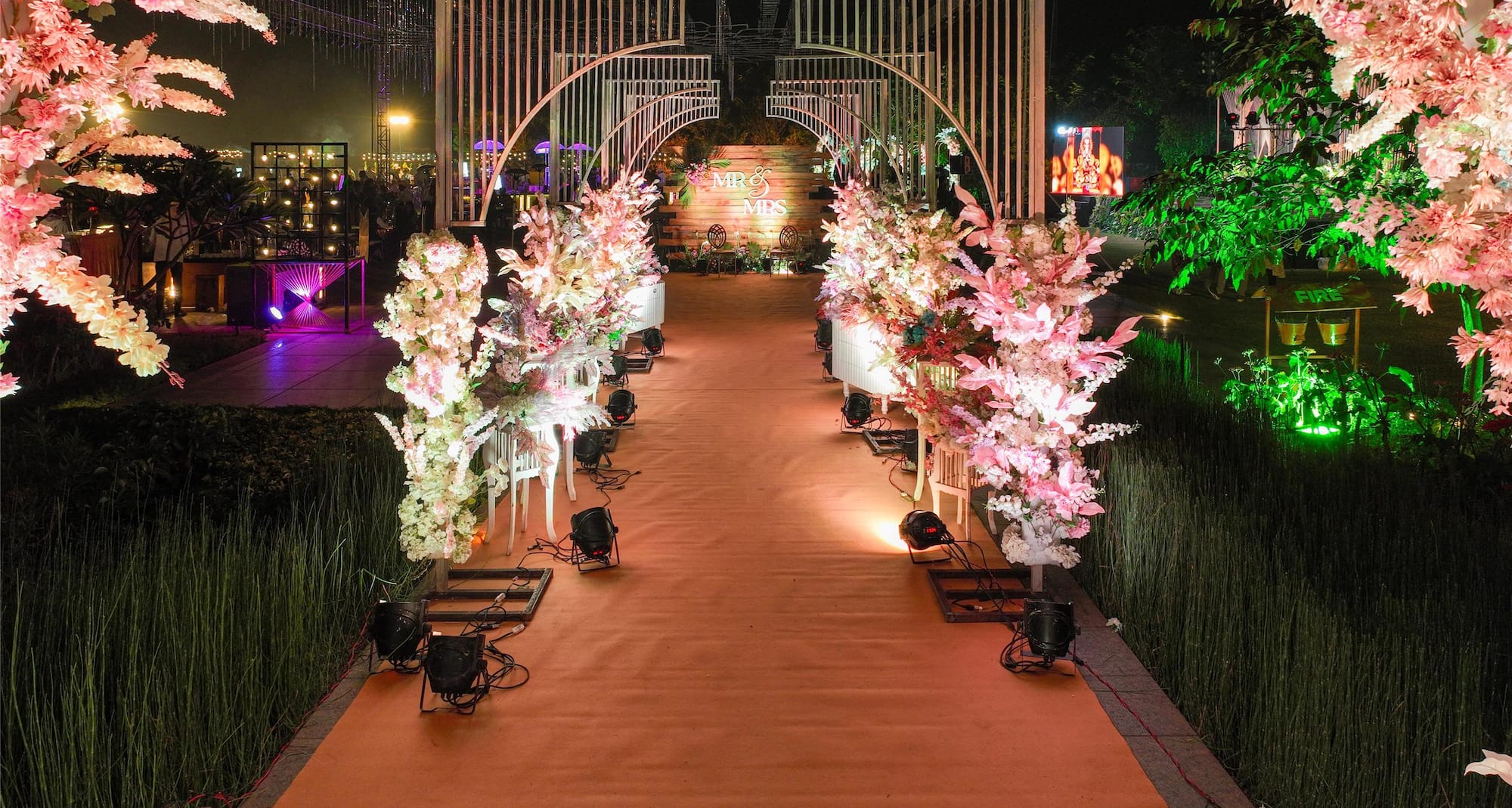 Radisson Resort Hatgad Saputara - Wedding