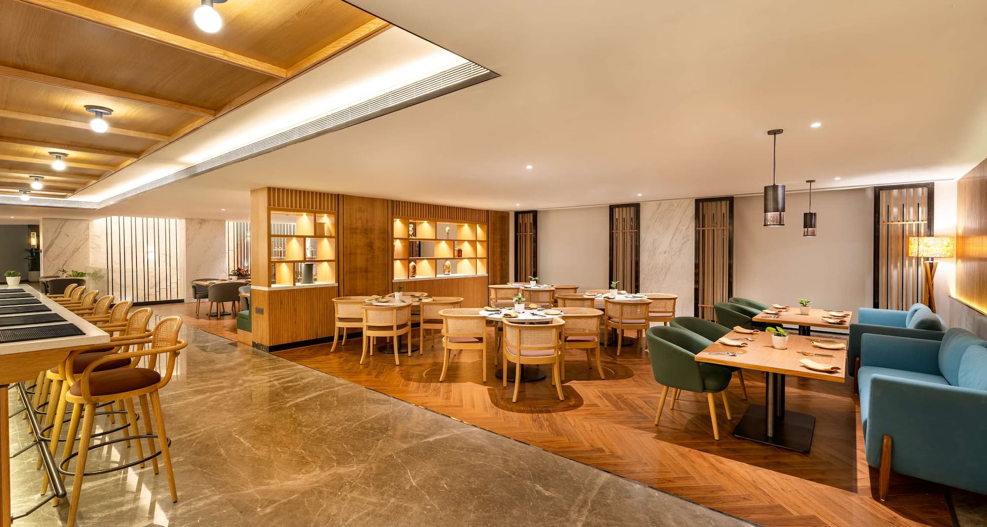 Radisson Resort Khopoli - Speakeasy Lounge Bar