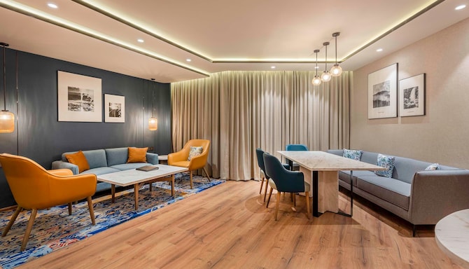 Radisson Resort Khopoli - Presidential Suite