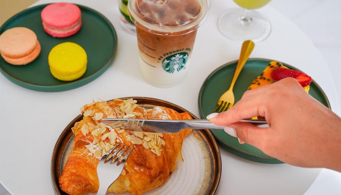 Radisson Resort Layan Phuket - Aroonsawat Cafe