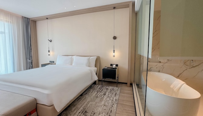 Radisson Resort Layan Phuket - Superior Room