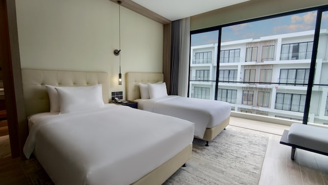 Radisson Resort Layan Phuket - Deluxe Room - Pool View