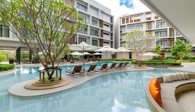 Radisson Resort Layan Phuket - Lobby lounge