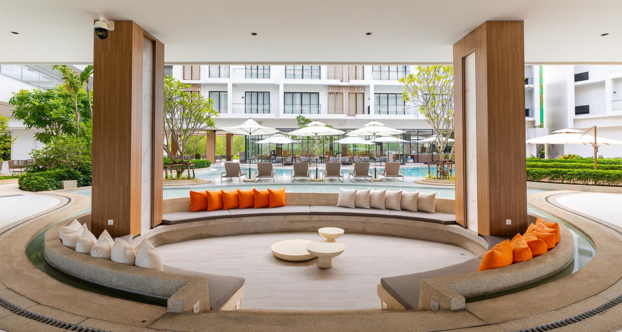 Radisson Resort Layan Phuket - Lobby lounge