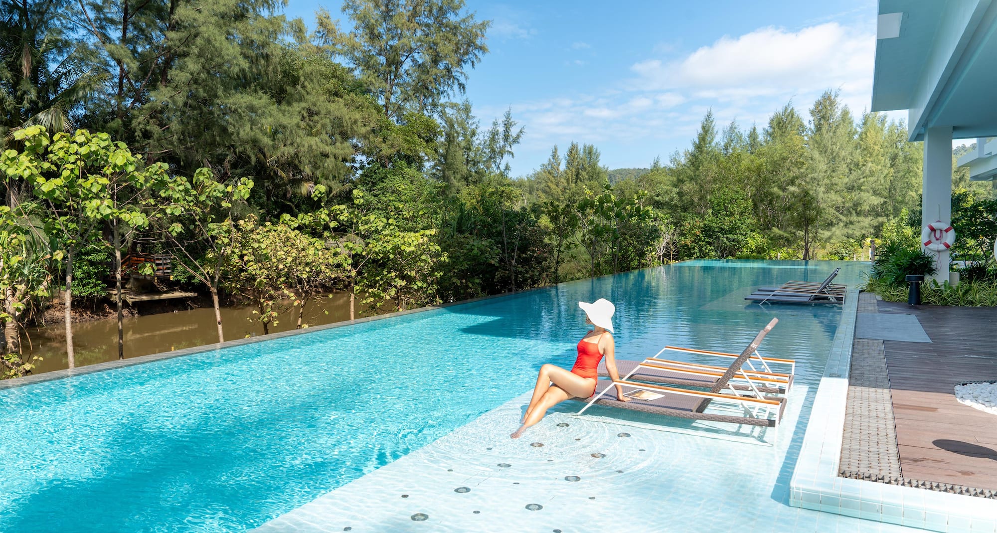 Radisson Resort Layan Phuket - River Pool