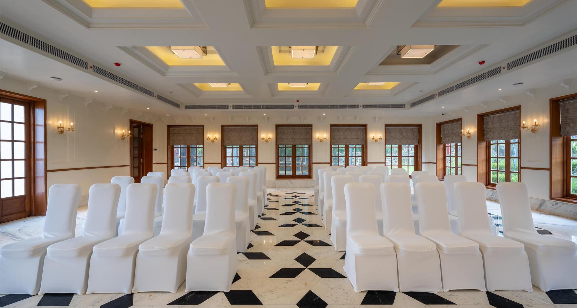 Radisson Resort Mount Abu - Meeting Room Theatre Style