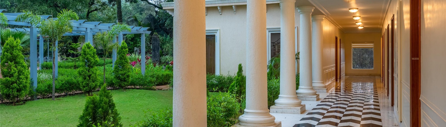 Radisson Resort Mount Abu - 3rd Floor Corridor