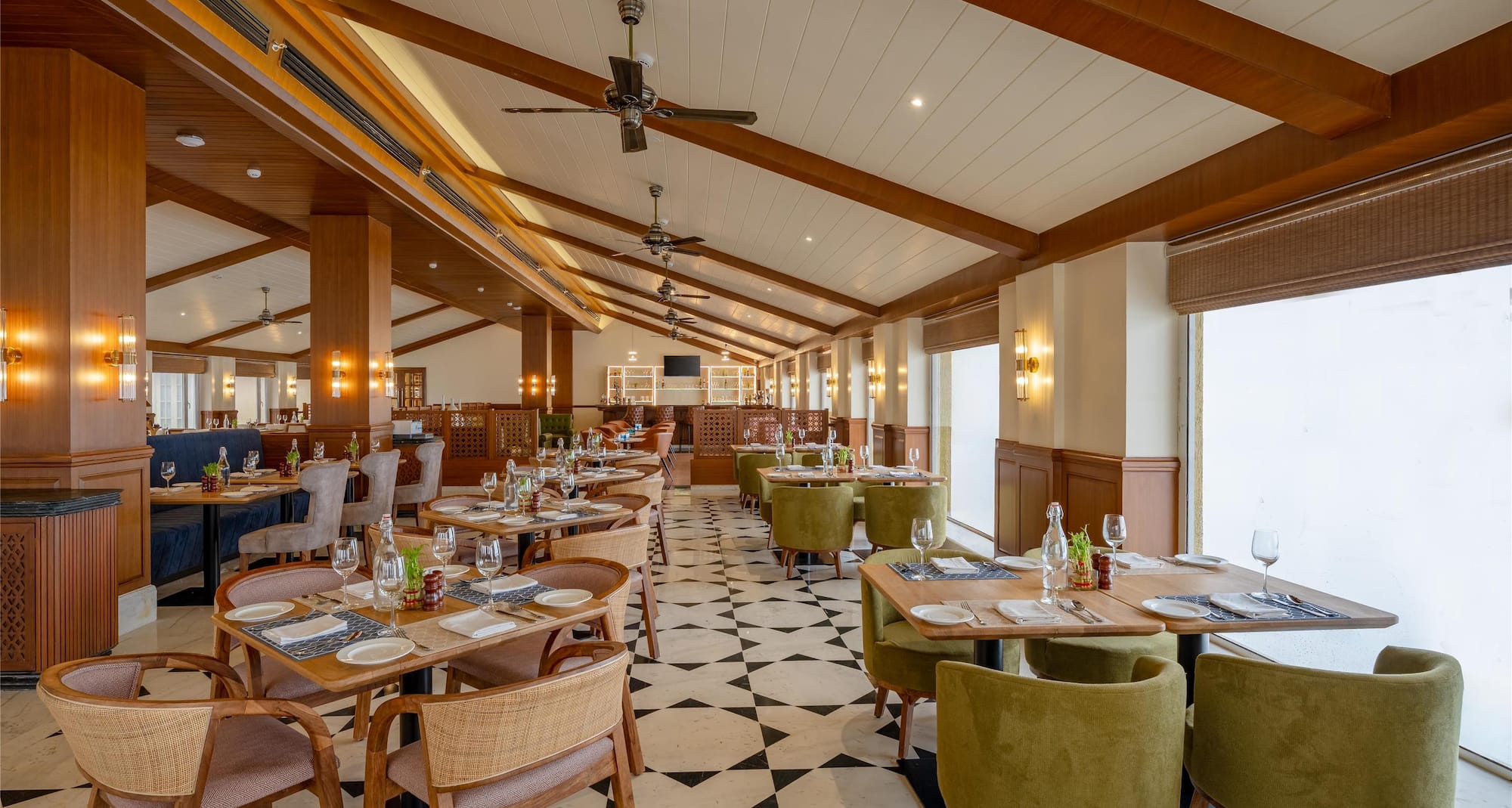 Radisson Resort Mount Abu - Vanshree Restaurant