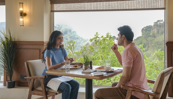 Radisson Resort Mount Abu - Dining