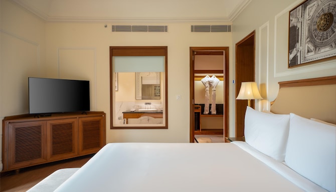 Radisson Resort Mount Abu - Executive Suite