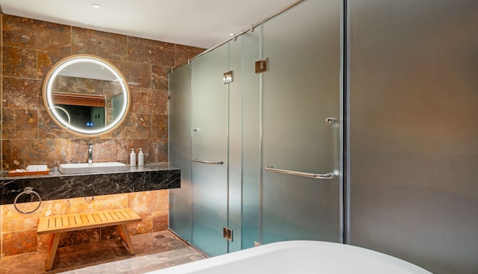 Radisson Resort Mui Ne - Suite Bad