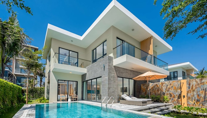 Radisson Resort Mui Ne - Beach Front Pool Villa
