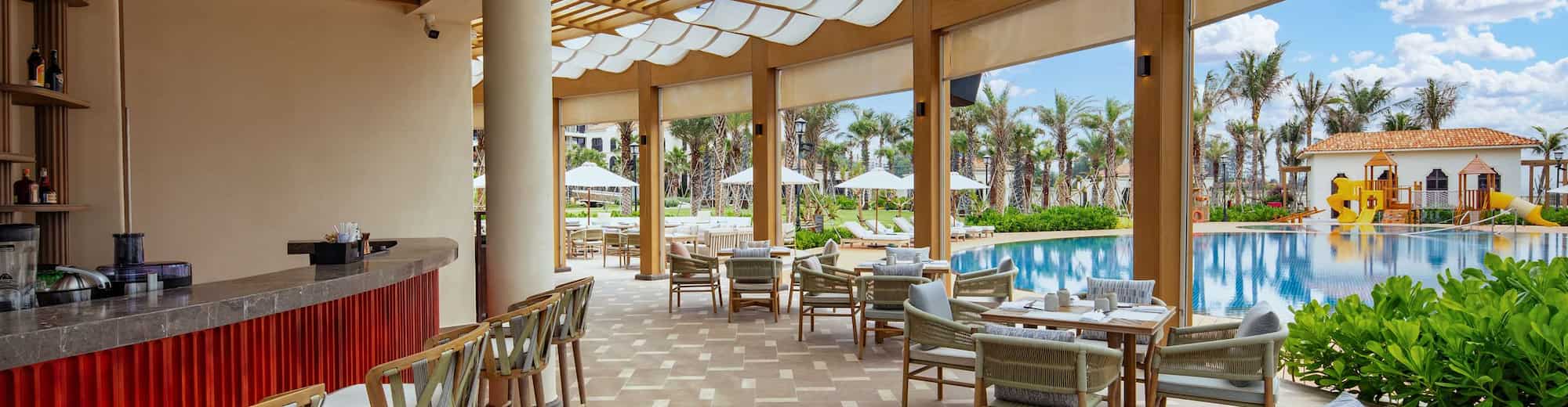 Radisson Resort Phan Thiet - Citrino Beach Restaurant and Bar