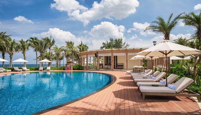 Radisson Resort Phan Thiet - Pool