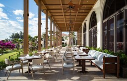 Radisson Resort Phan Thiet - Restaurant outside area