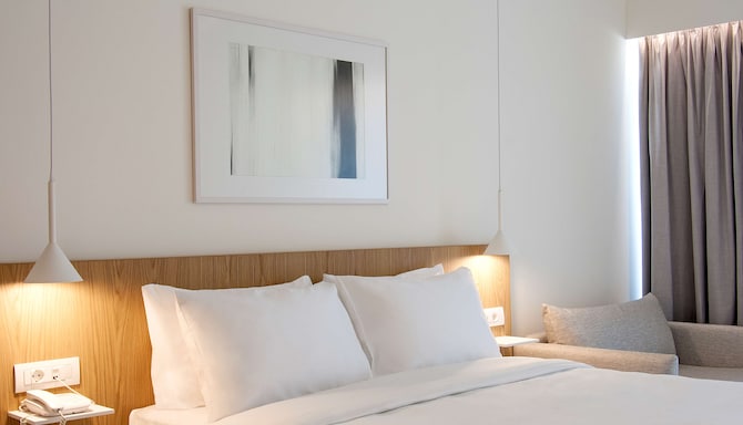 Radisson Resort Plaza Skiathos - Guest room detail