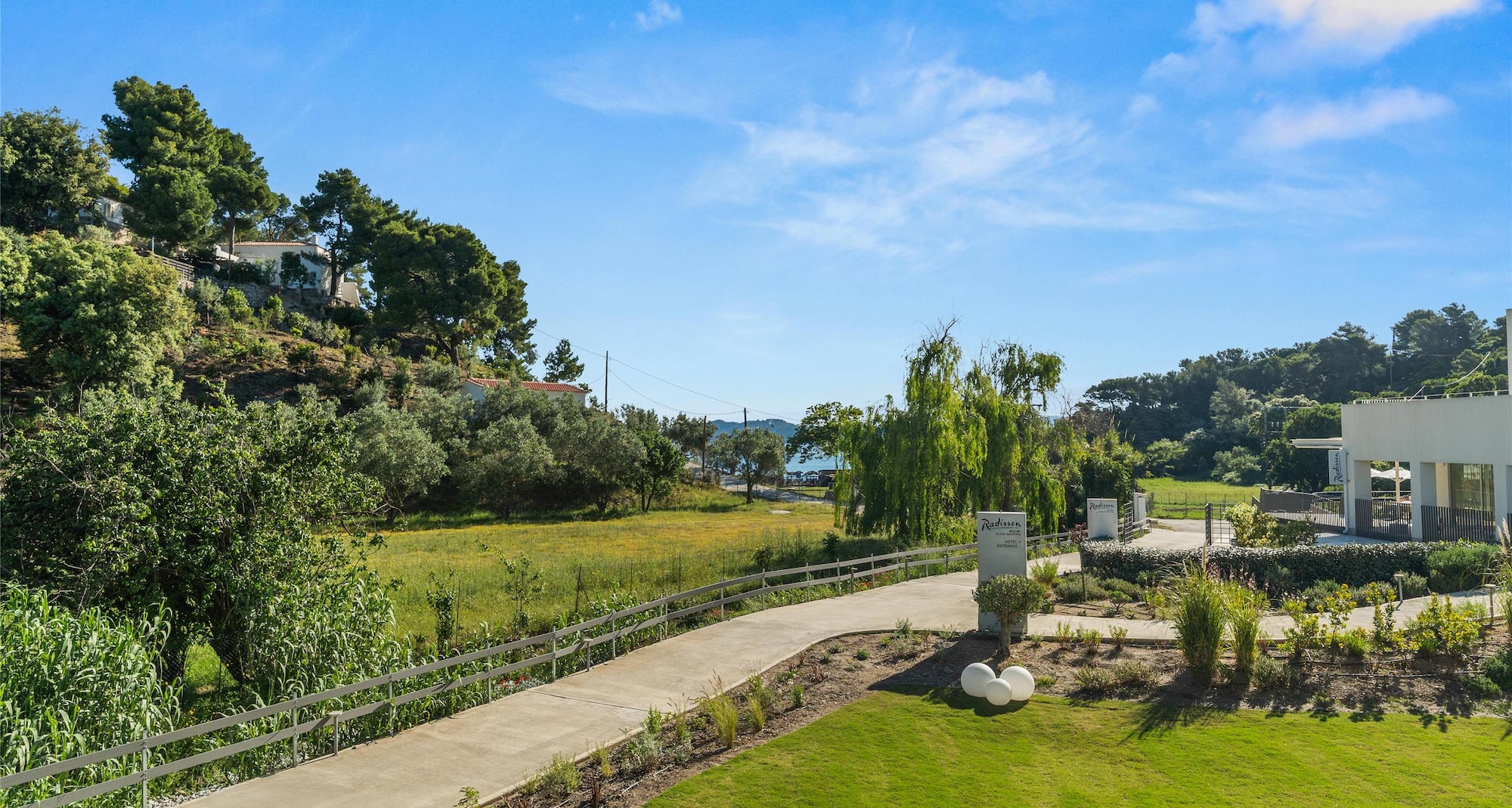 Radisson Resort Plaza Skiathos - Garden