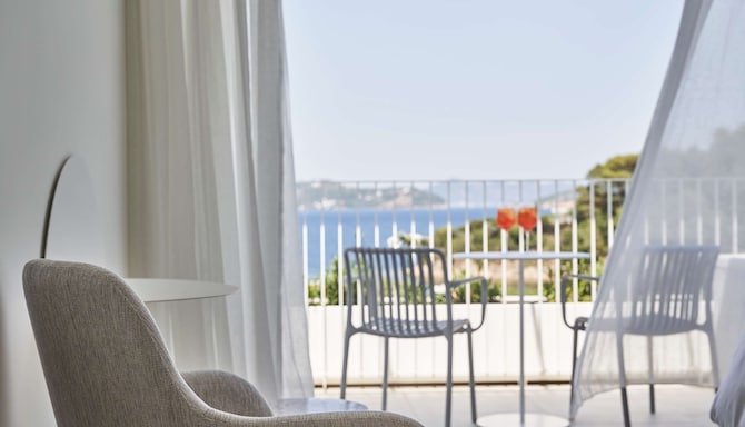 Radisson Resort Plaza Skiathos - Honeymoon Suite