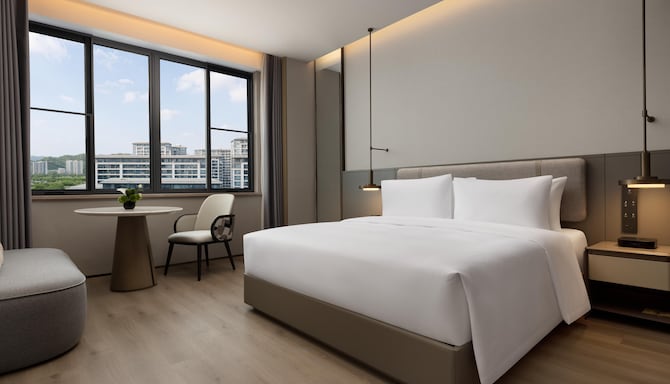 Radisson Resort Qiandao Lake Hangzhou - Deluxe King Room - City View