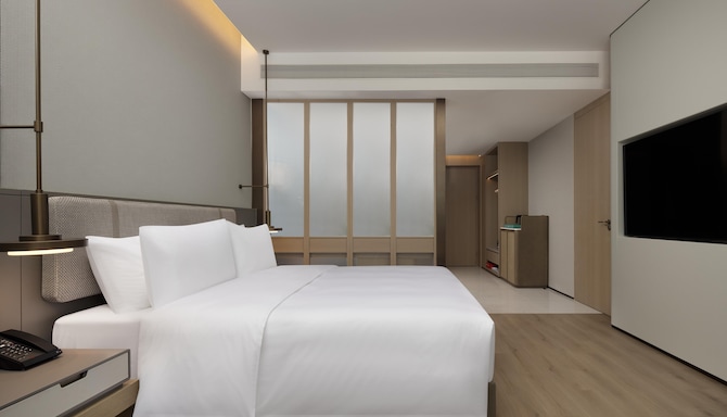 Radisson Resort Qiandao Lake Hangzhou - Deluxe King Room - City View