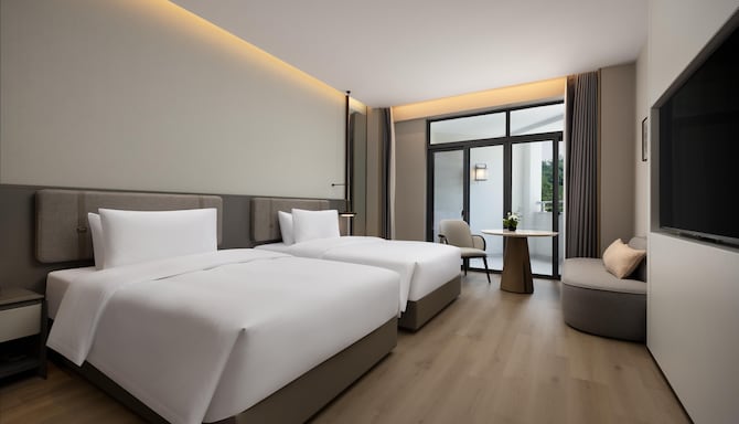 Radisson Resort Qiandao Lake Hangzhou - Grand Premier Twin - Mountain View