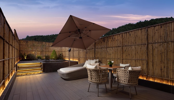 Radisson Resort Qiandao Lake Hangzhou - Deluxe Theme Twin - Hot Spring