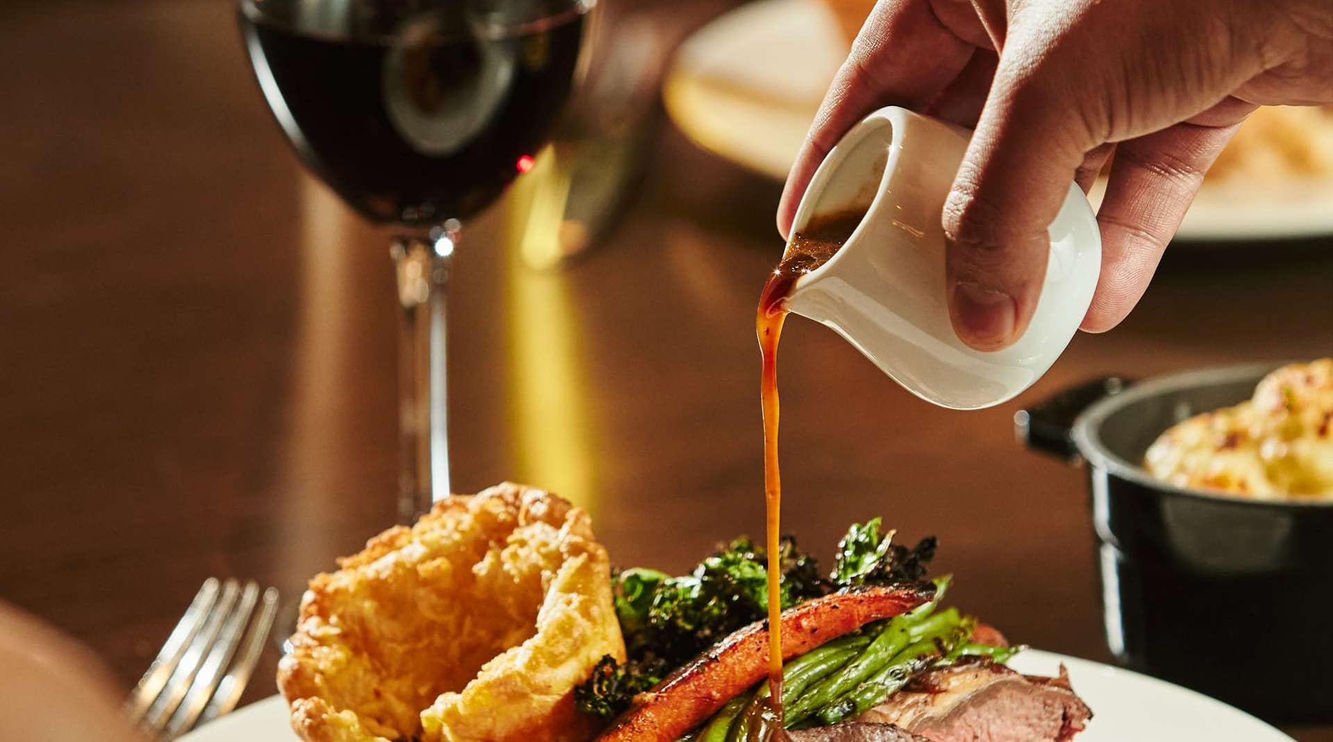 Radisson Resort Ras Al Khaimah Marjan Island - Sunday Roast