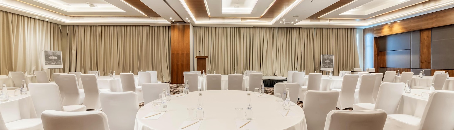 Radisson Resort Ras Al Khaimah Marjan Island - Amman Ballroom: Cabaret