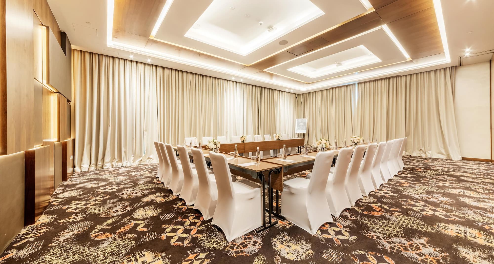 Radisson Resort Ras Al Khaimah Marjan Island - Amman 2: U-shape