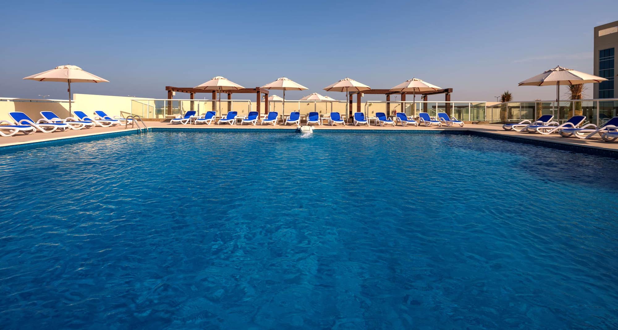 Radisson Resort Ras Al Khaimah Marjan Island - Pool